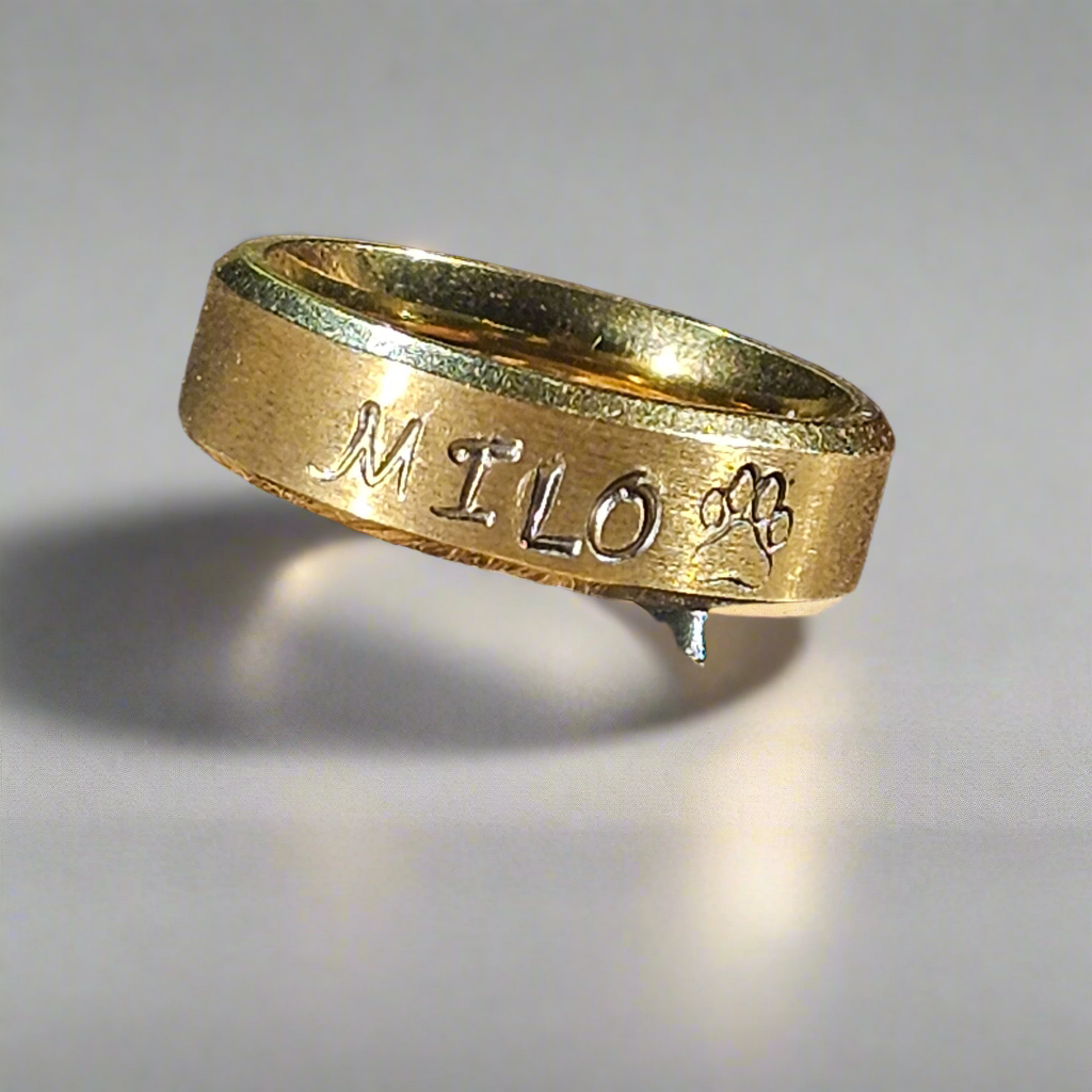 Engraved Custom Name Ring - Gold - Standard