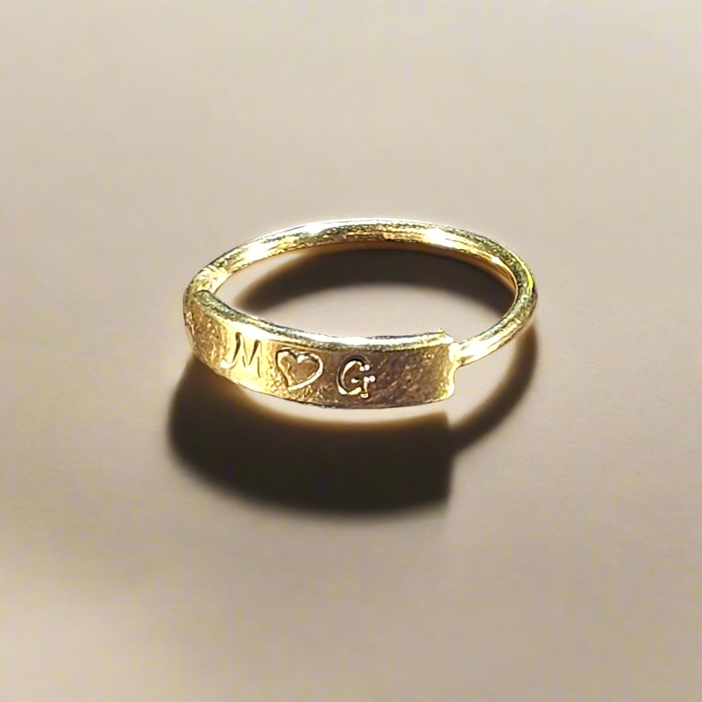 Deluxe Gold Personalized Custom Name Ring